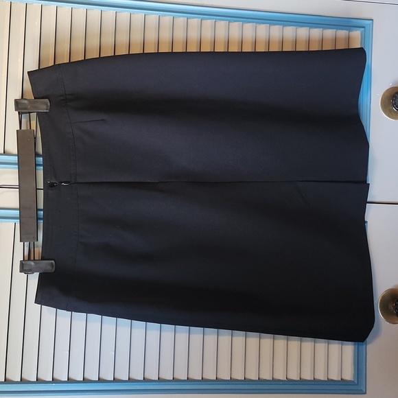 George Stretch Black Skirt - Picture 7 of 10